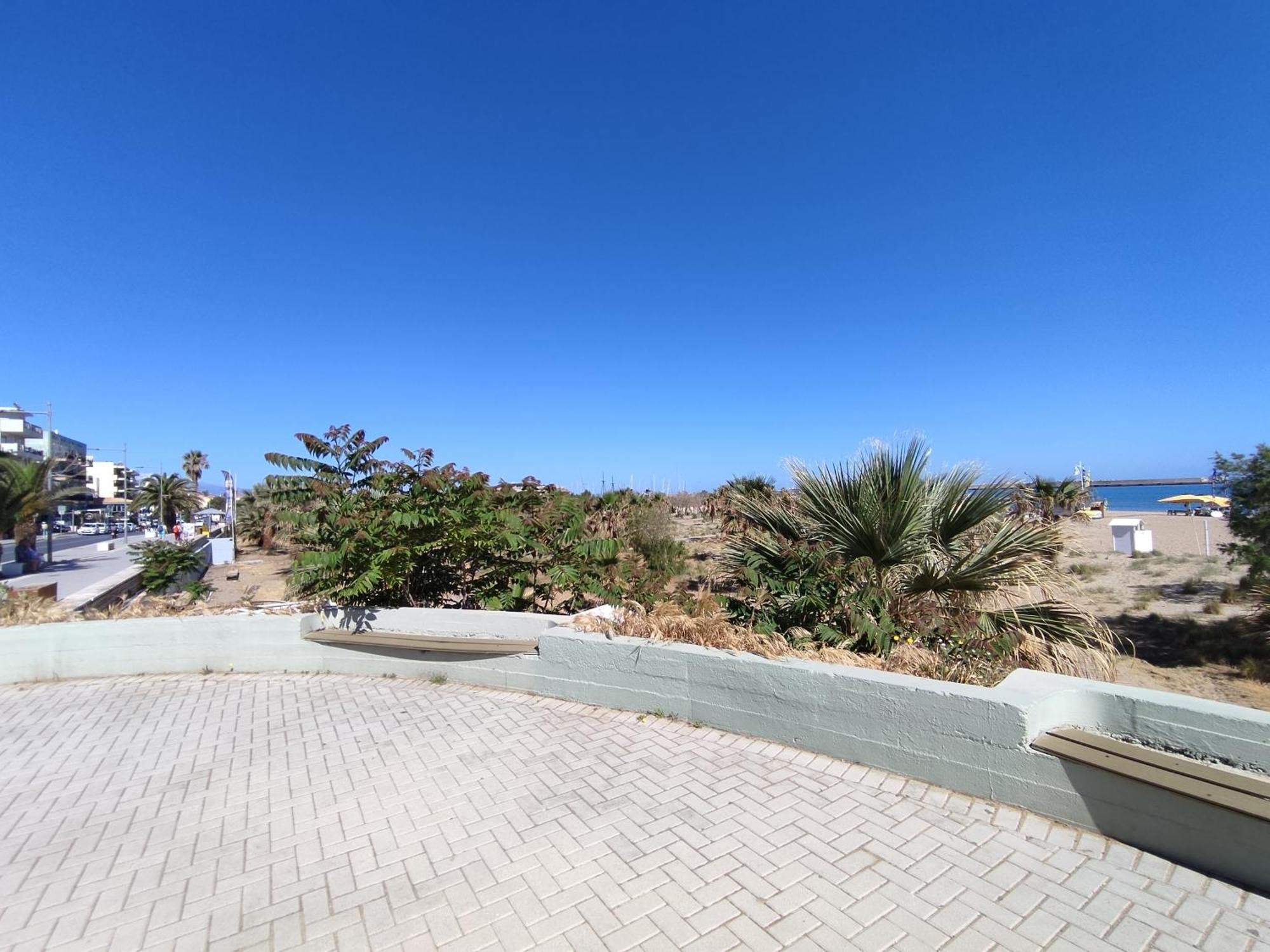 Stratos Seaside Corner Apartment レティムノ エクステリア 写真